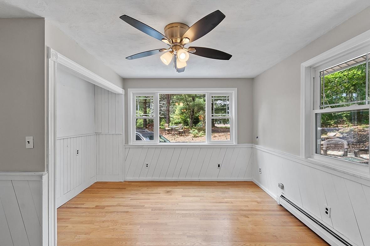 6 Chase Island Atkinson, NH 03811 - Photo 5 of 38