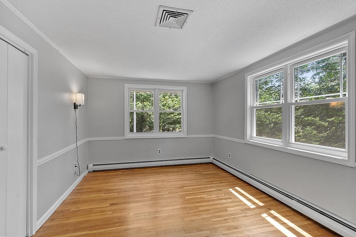 6 Chase Island Atkinson, NH 03811 - Photo 7 of 38