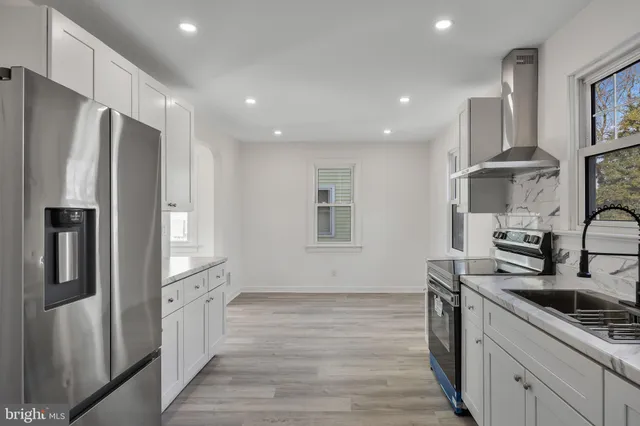 $329,900 | 113 East Olive Street, Westville, NJ 08093