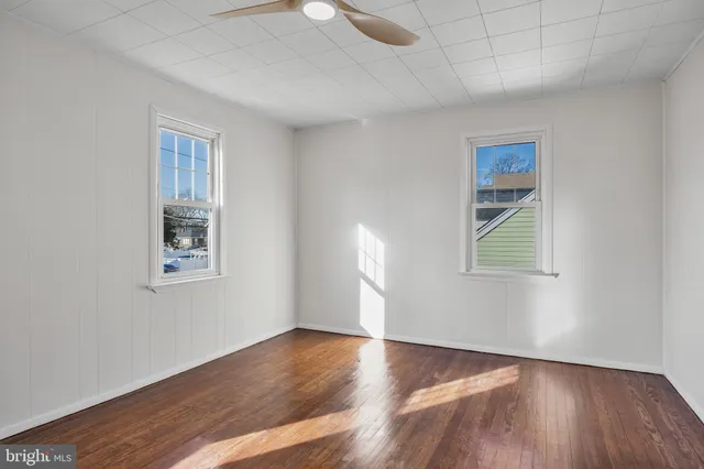 $329,900 | 113 East Olive Street, Westville, NJ 08093