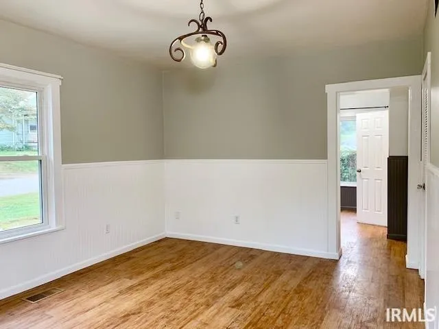 $1,100 | 315 Gray Street, Newburgh, IN 47630