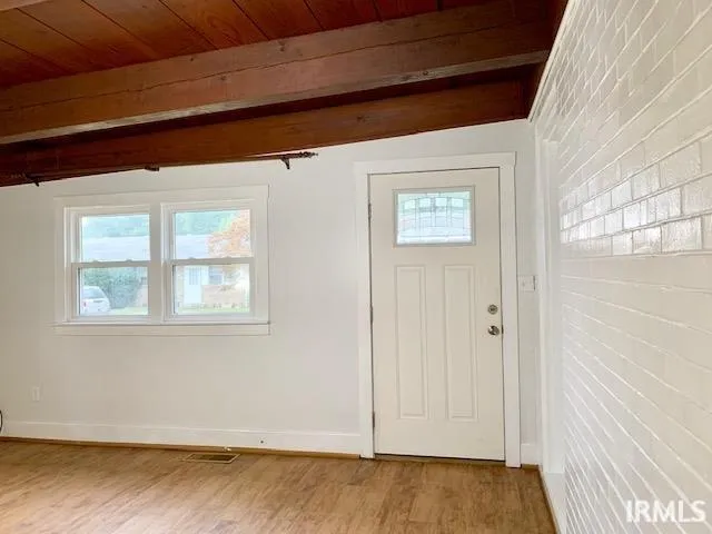 $1,100 | 315 Gray Street, Newburgh, IN 47630