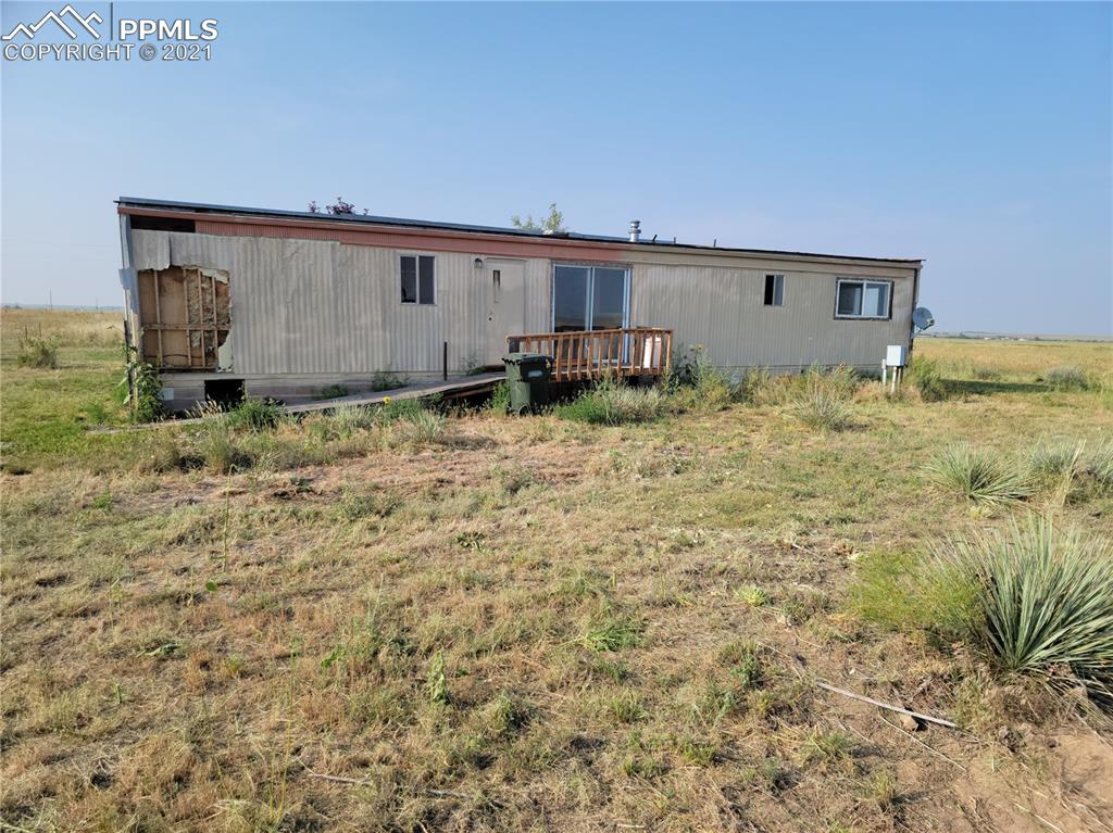 40915 Funk Road Ramah, CO 80832 - Photo 9 of 23 a backyard of a house