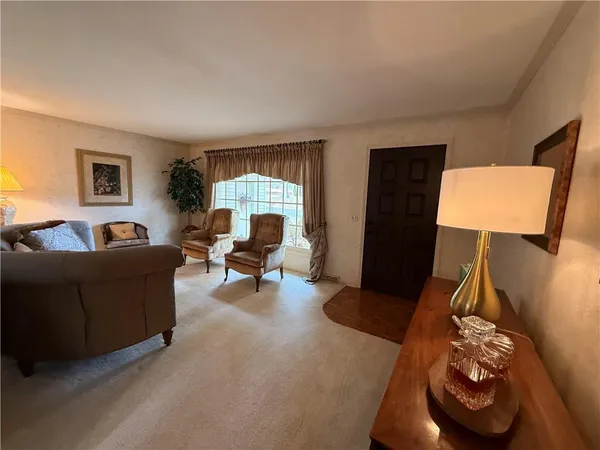 $345,000 | 1803 Clearview Drive, Lexington, MO 64067