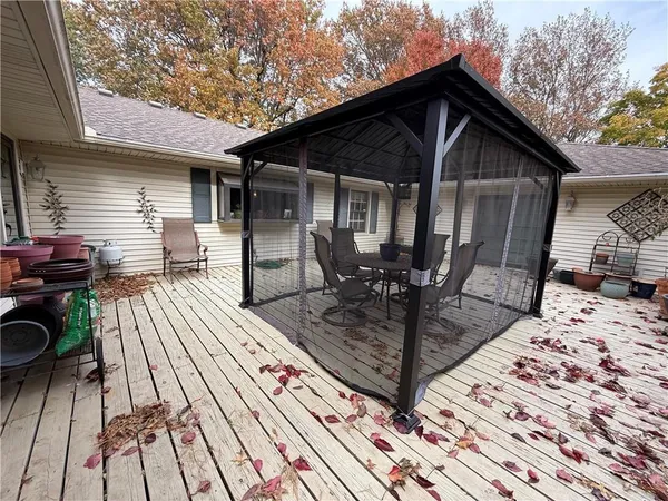 $345,000 | 1803 Clearview Drive, Lexington, MO 64067