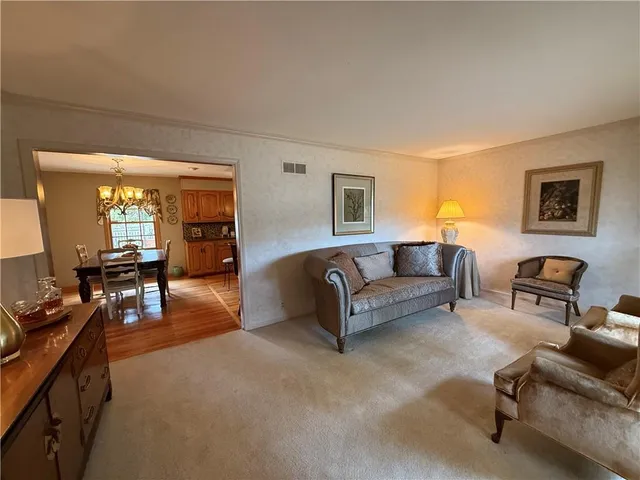 $352,000 | 1803 Clearview Drive, Lexington, MO 64067