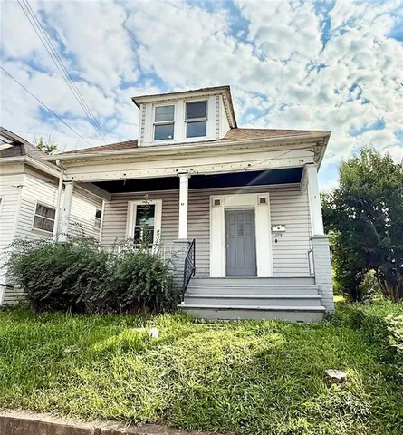 $1,150 | 419 North 4th Street, Clairton, PA 15025