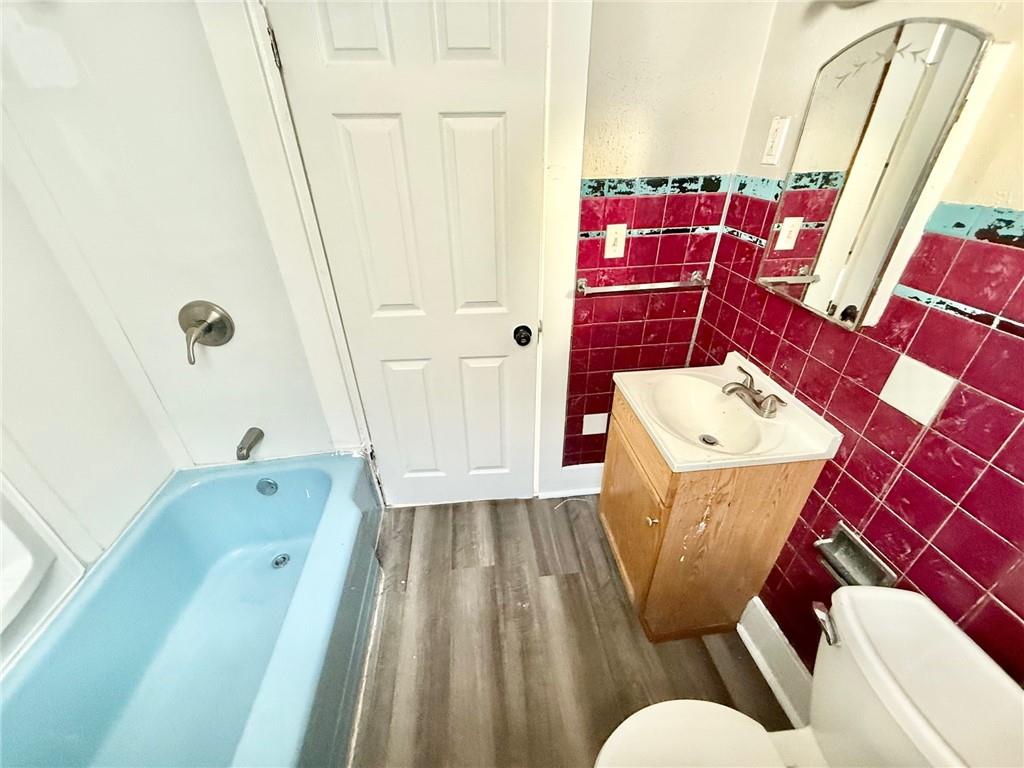 419 North 4th Street Clairton, PA 15025 - Photo 9 of 10