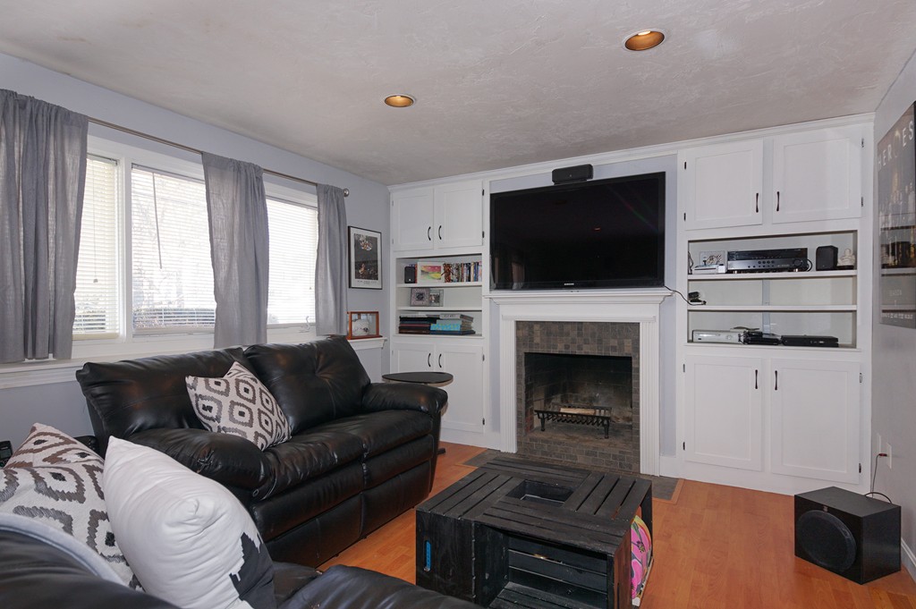16 Longfellow Road Northborough, MA 01532 - Photo 27 of 30 Gallery Image 27