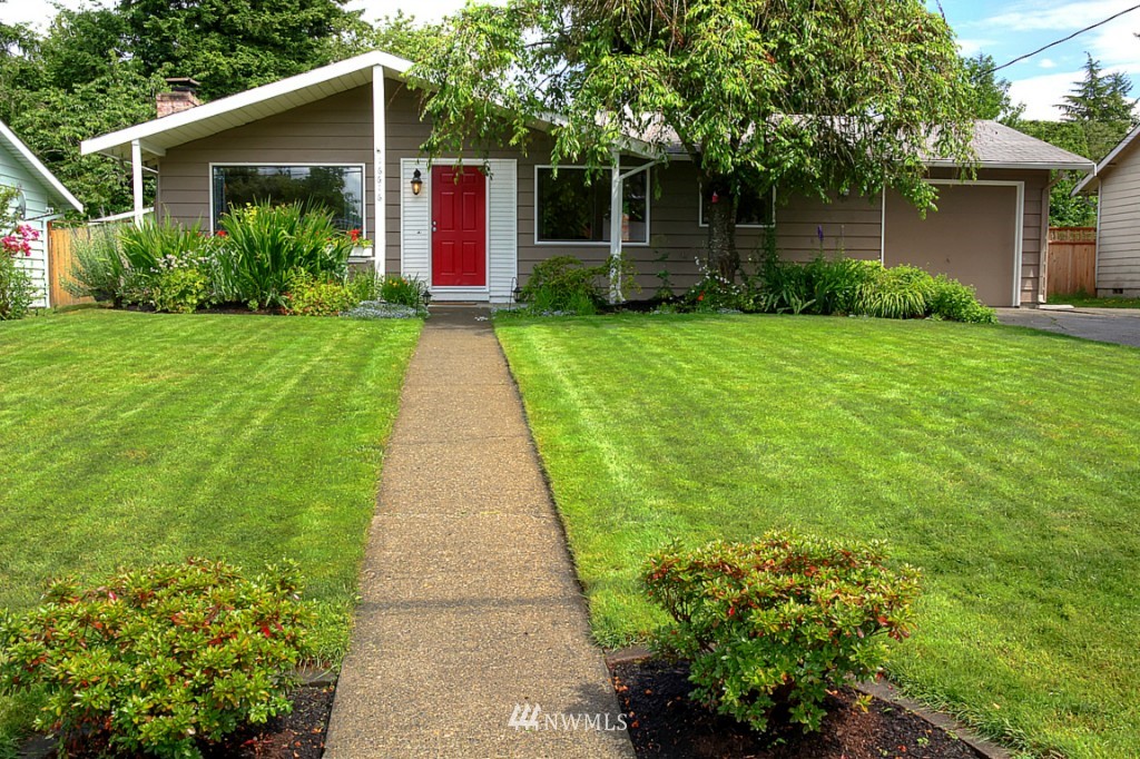 16616 126th Avenue Southeast Renton, WA 98058 - Photo 1 of 18 Gallery Image 1