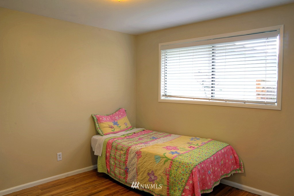 16616 126th Avenue Southeast Renton, WA 98058 - Photo 13 of 18 Gallery Image 13