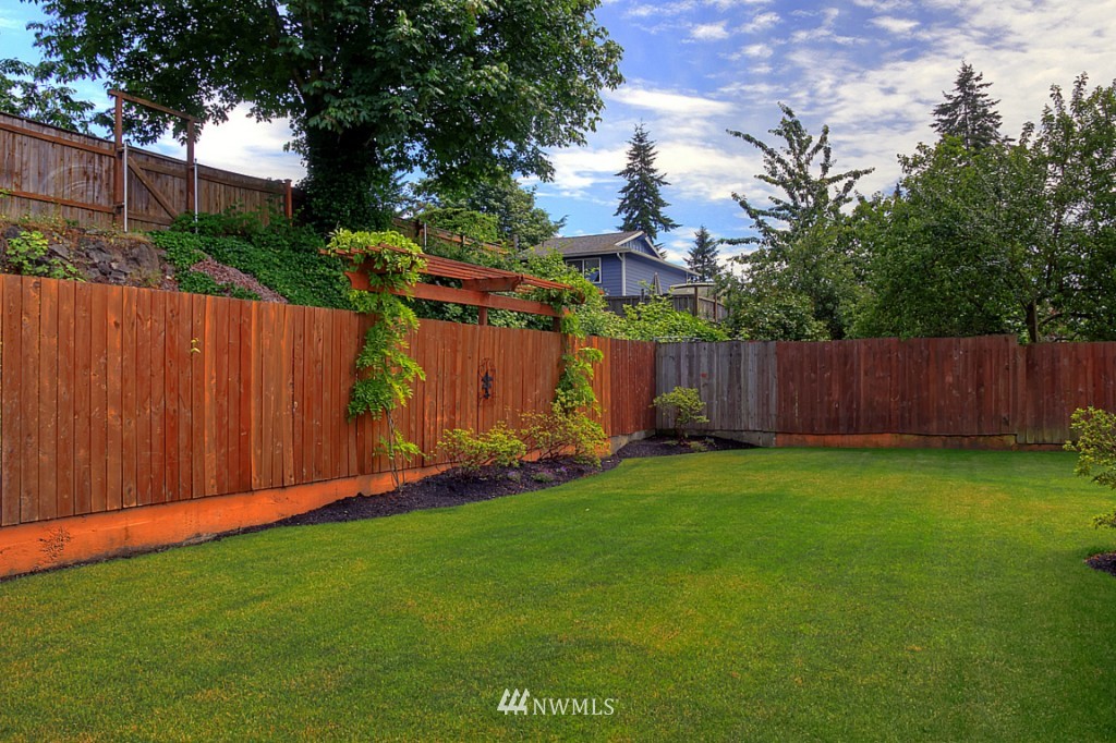 16616 126th Avenue Southeast Renton, WA 98058 - Photo 15 of 18 Gallery Image 15