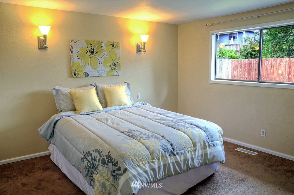 16616 126th Avenue Southeast Renton, WA 98058 - Photo 9 of 18 Gallery Image 9
