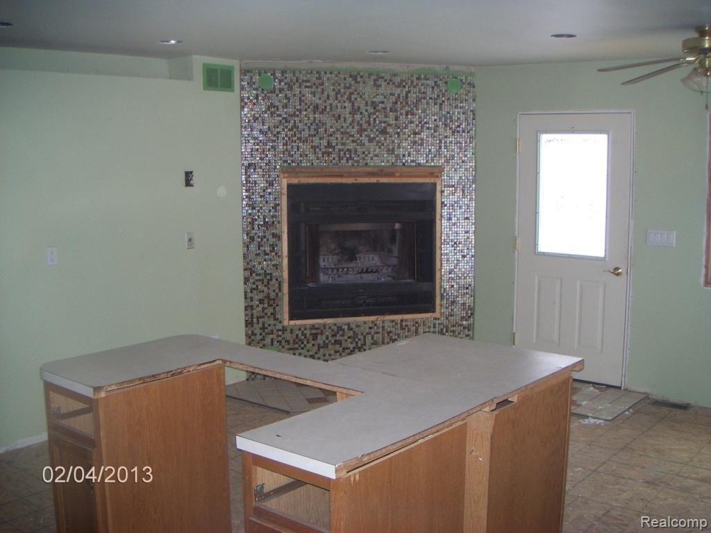 7067 Cribbins Road Avoca, MI 48006 - Photo 7 of 13 Kitchen