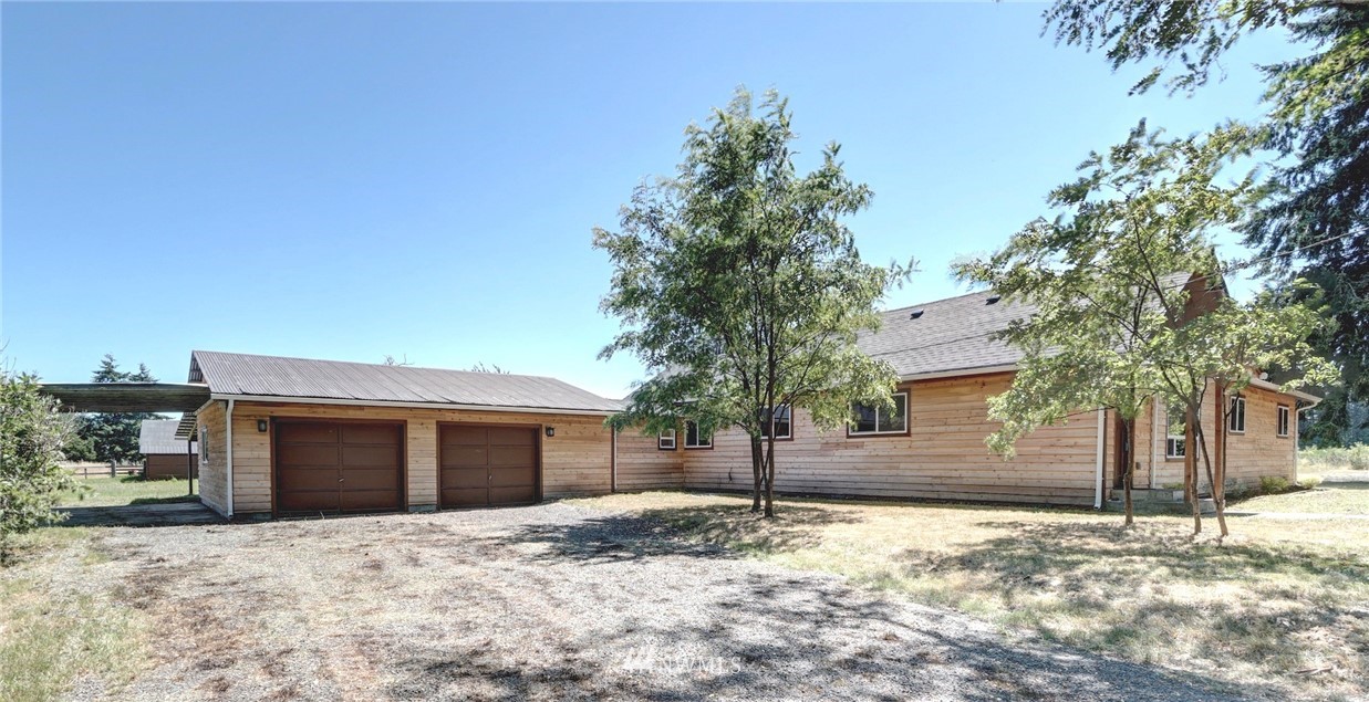 17320 Applegate Street Southwest Rochester, WA 98579 - Photo 3 of 24