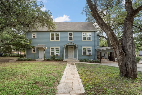 $299,990 | 201 West 31st Street, Unit A, Austin, TX 78705