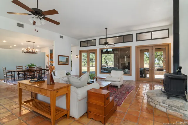 $2,500,000 | 4025 Marion Road, Marion, TX 78124