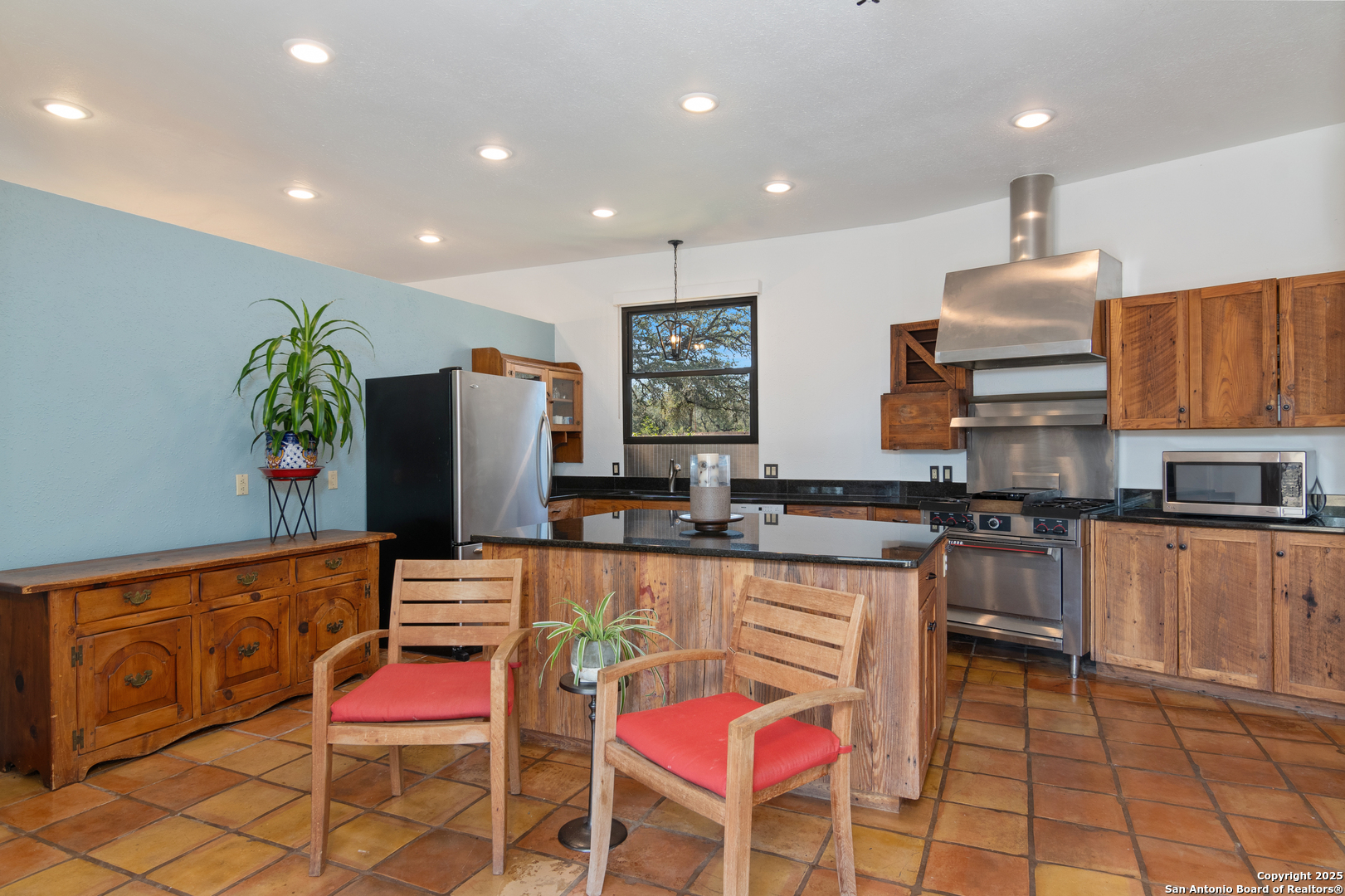 4025 Marion Road Marion, TX 78124 - Photo 14 of 66