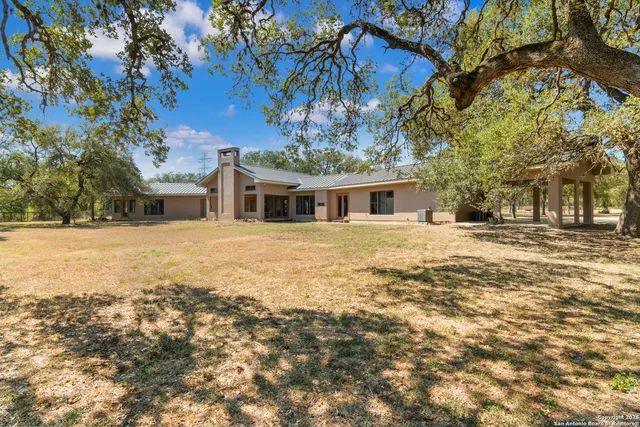 $2,500,000 | 4025 Marion Road, Marion, TX 78124