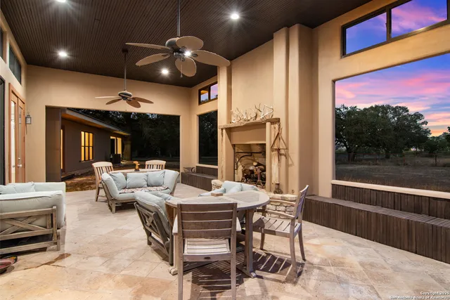 $2,500,000 | 4025 Marion Road, Marion, TX 78124