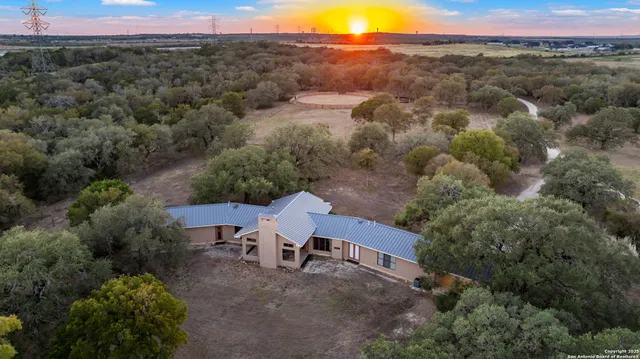 $2,500,000 | 4025 Marion Road, Marion, TX 78124