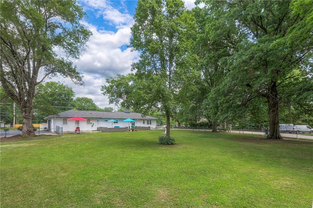 6215 Longview Road Kansas City, MO 64134 - Photo 38 of 40
