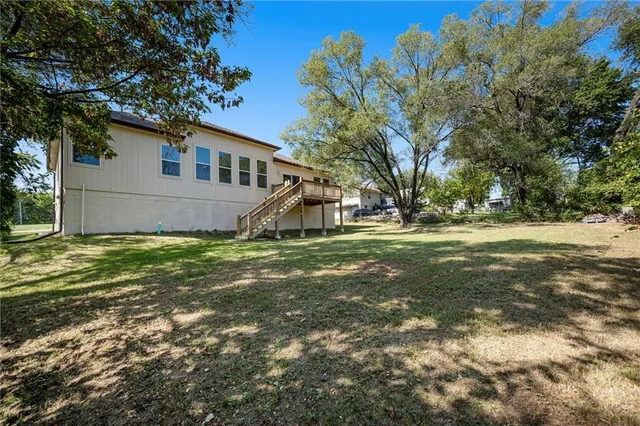 $500,000 | 3711 North Wayne Avenue, Kansas City, MO 64116