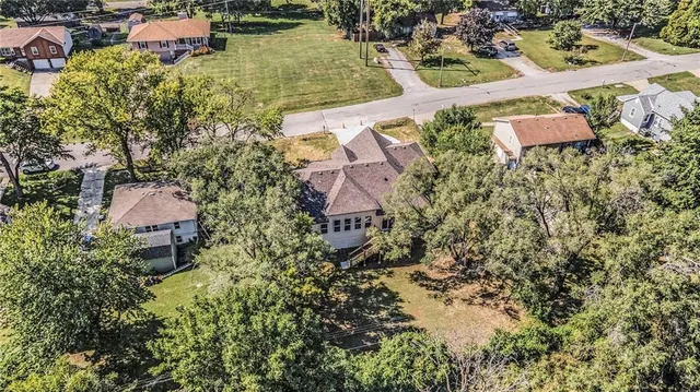 $500,000 | 3711 North Wayne Avenue, Kansas City, MO 64116