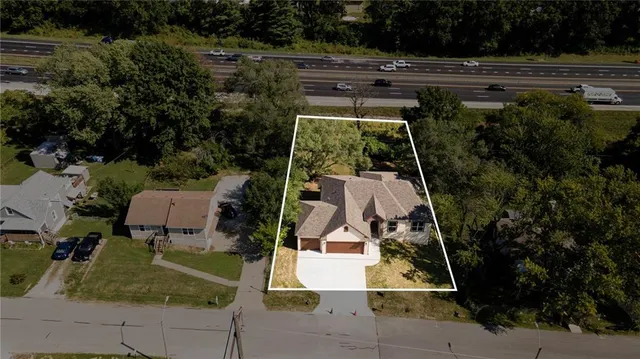 $500,000 | 3711 North Wayne Avenue, Kansas City, MO 64116