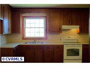 9312 Reams Road Richmond, VA 23236 - Photo 5 of 10