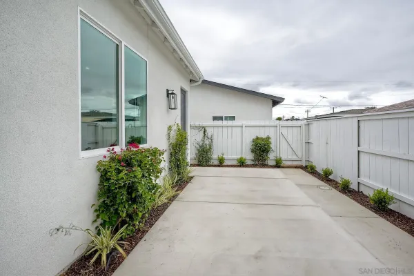 $995,000 | 962 Florence Street, Imperial Beach, CA 91932