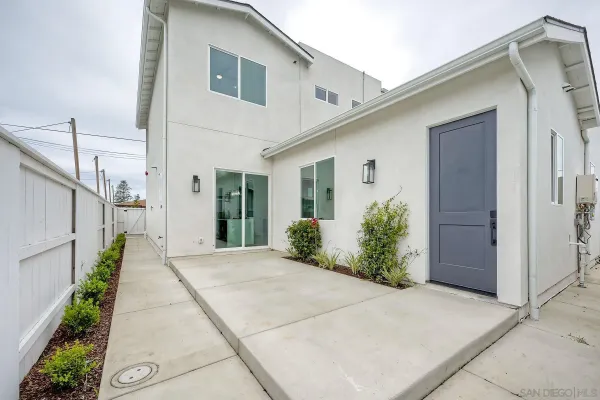 $995,000 | 962 Florence Street, Imperial Beach, CA 91932