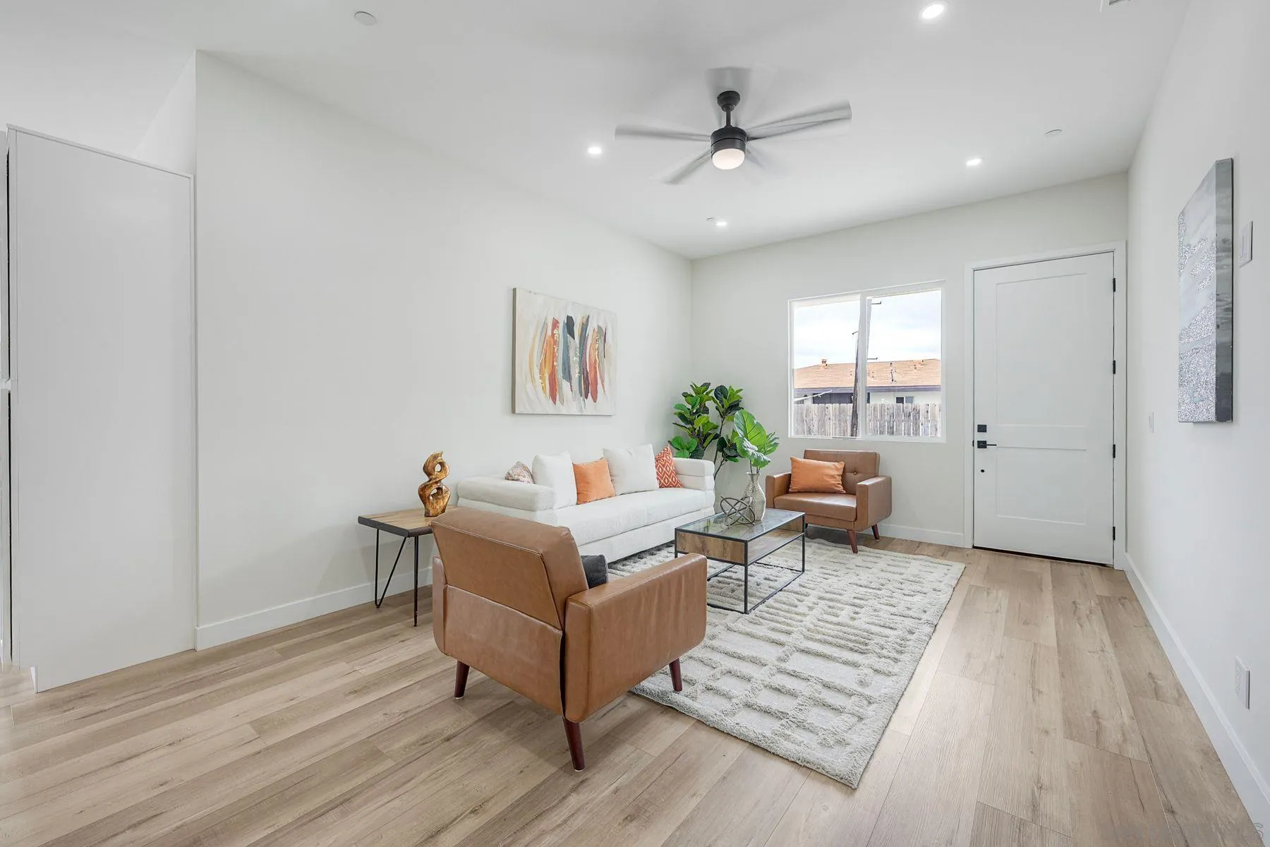 962 Florence Street Imperial Beach, CA 91932 - Photo 6 of 38