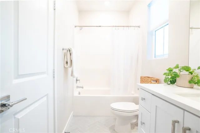 $975,000 | 36 Crown Point Drive, Rancho Mission Viejo, CA 92694