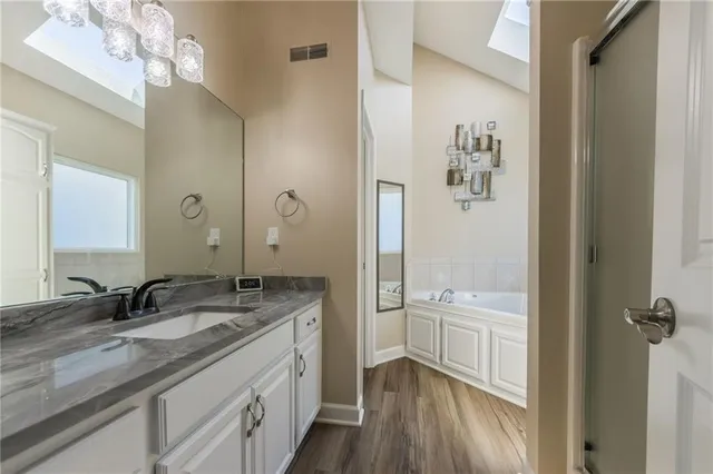 $340,000 | 17012 East 46th St Court South, Independence, MO 64055