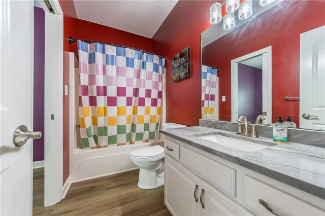 $340,000 | 17012 East 46th St Court South, Independence, MO 64055