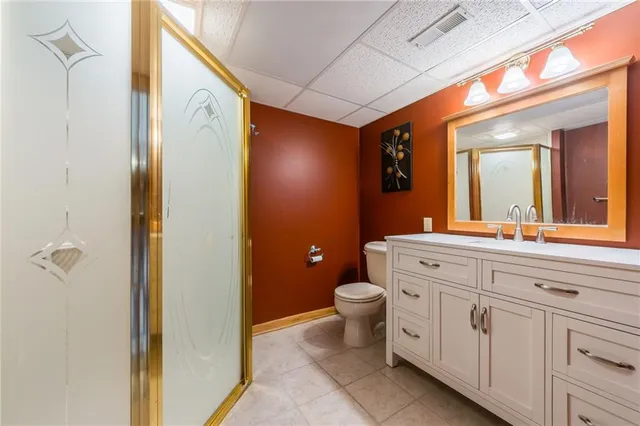 $340,000 | 17012 East 46th St Court South, Independence, MO 64055