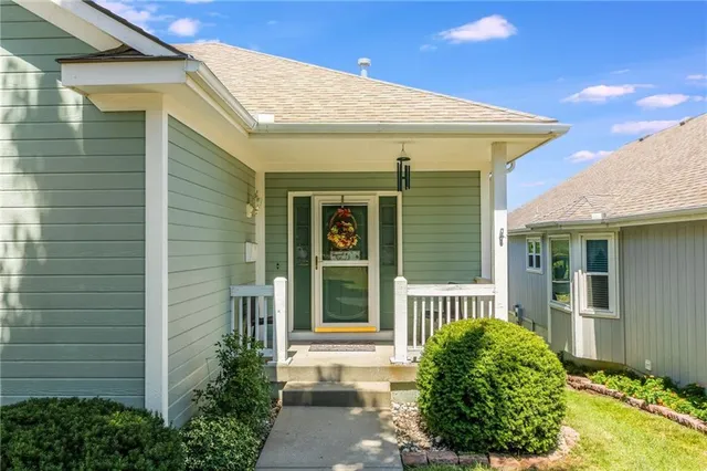 $340,000 | 17012 East 46th St Court South, Independence, MO 64055