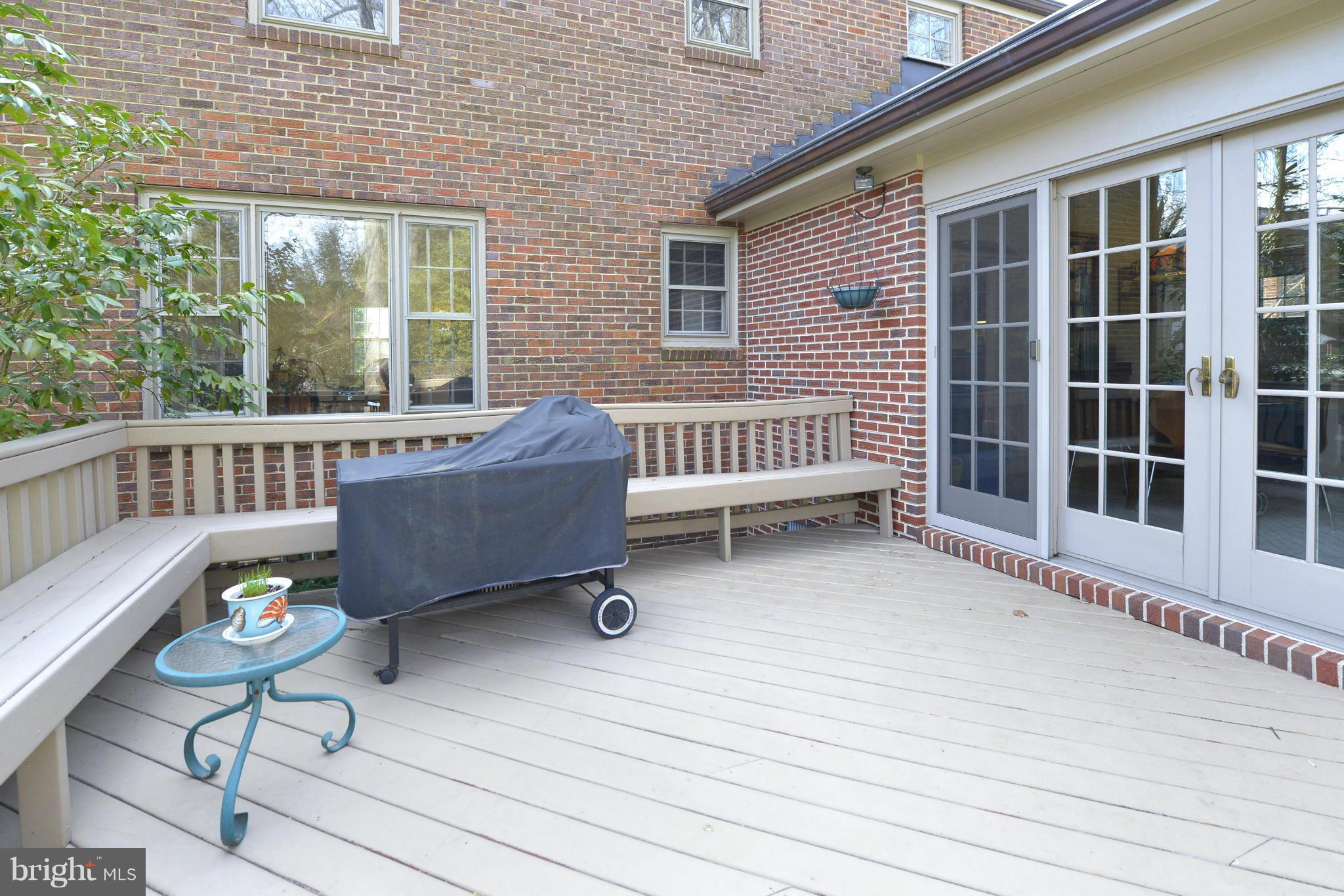 307 Hamilton Avenue Silver Spring, MD 20901 - Photo 21 of 30 Exterior (General)
