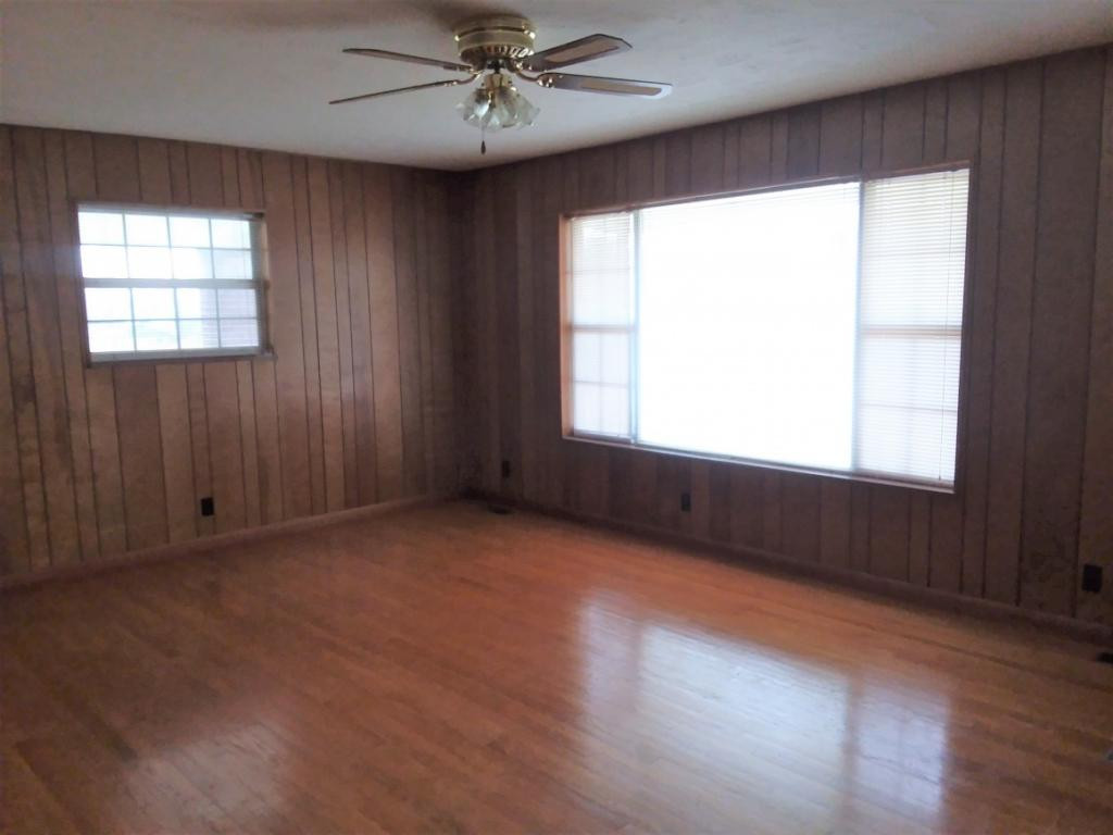 745 Concord Road Mohawk, TN 37810 - Photo 4 of 24 living room