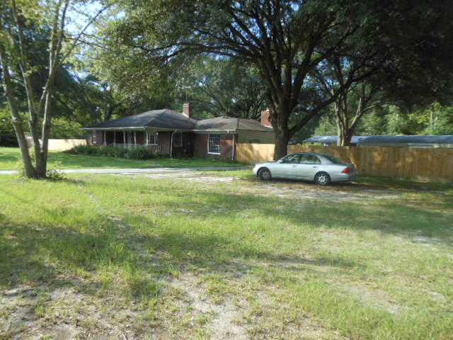 100 West Butternut Road, Unit A Summerville, SC 29483 - Photo 4 of 20 DSCN1826