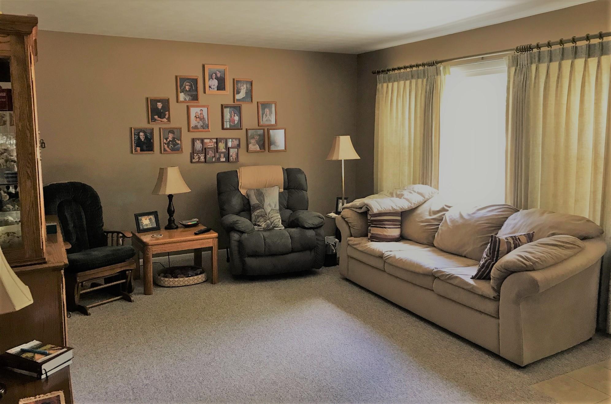 1215 Jackson Boulevard Rochester, IN 46975 - Photo 2 of 13 Gallery Image 2