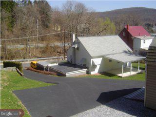 104 Angora Road Reading, PA 19606 - Photo 3 of 6