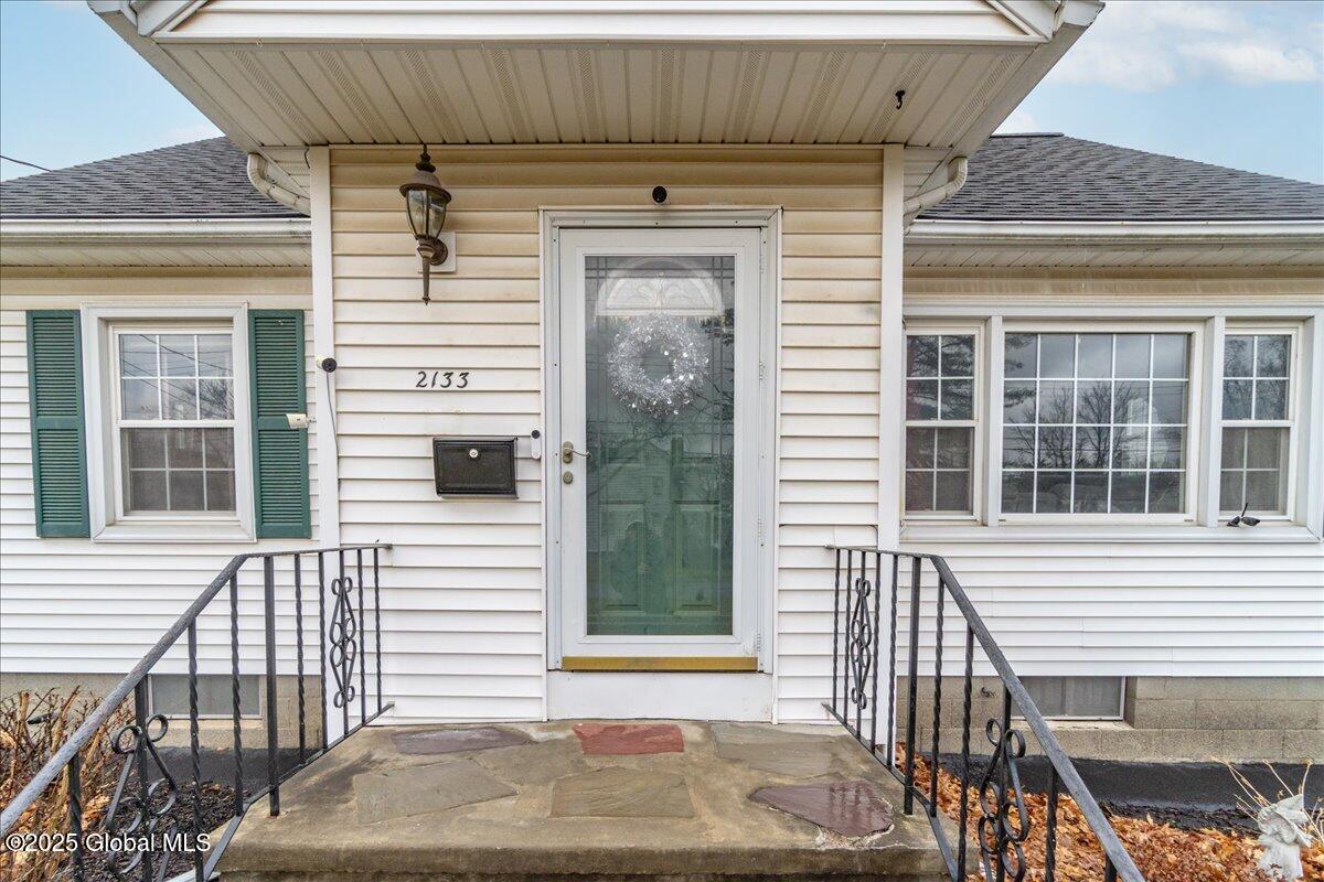 2133 Van Wormer Road Rotterdam, NY 12303 - Photo 2 of 36 07-2133 Van Wormer Rd-7