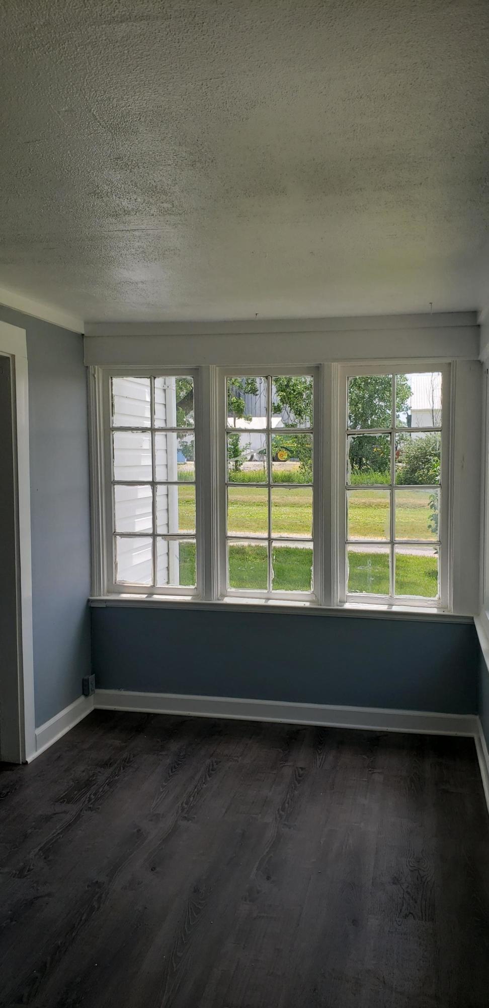 5701 Neil Road London, OH 43140 - Photo 8 of 60