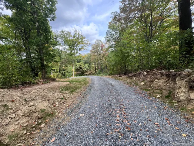 $375,000 | 1004 Old Albany Post Road, Garrison, NY 10524