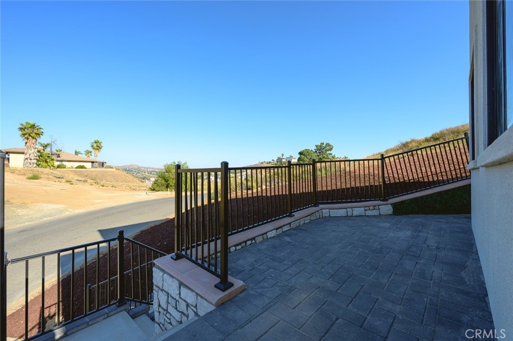 16515 Canyon Ridge Drive Riverside, CA 92503 - Photo 48 of 61