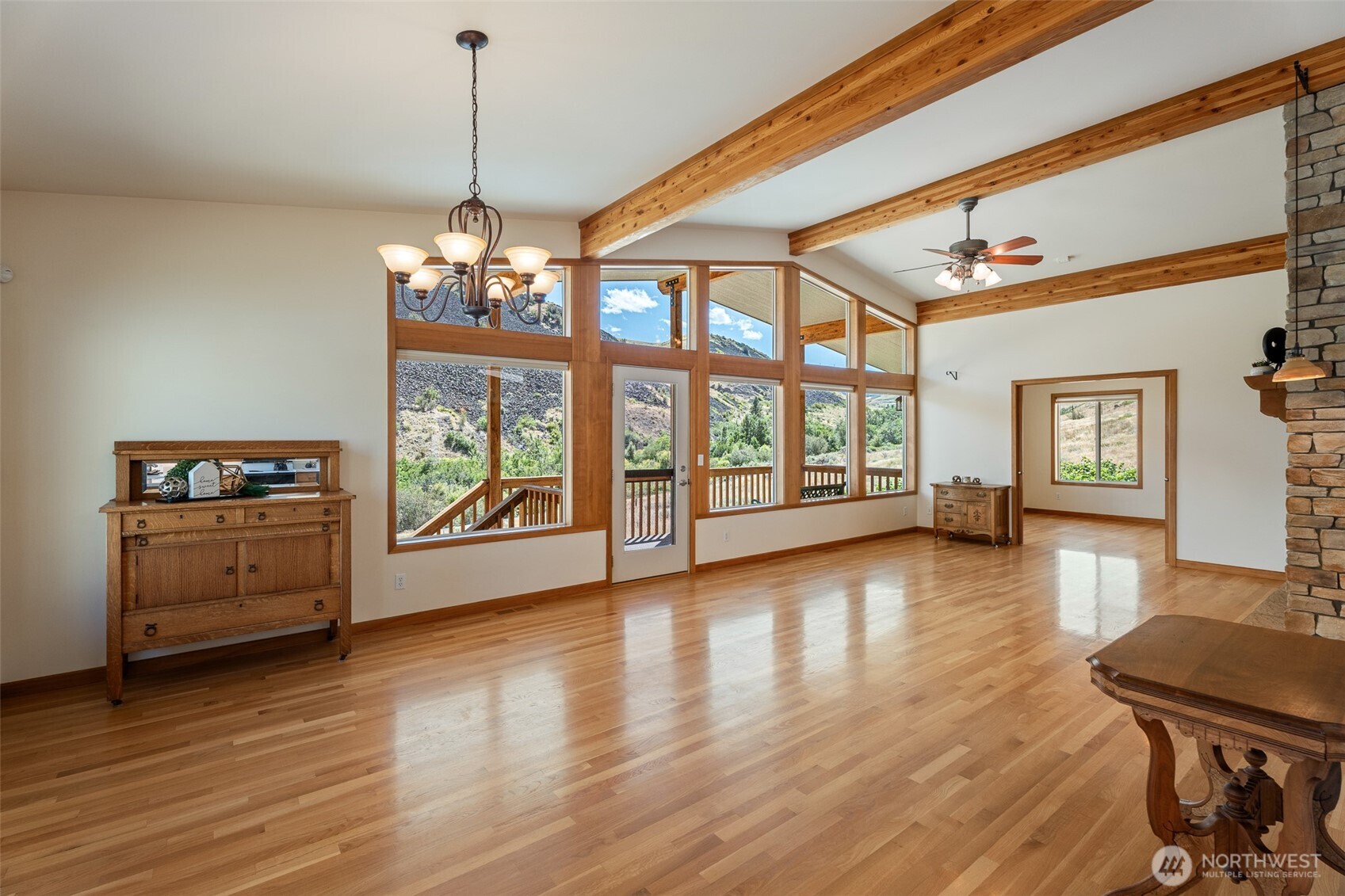 7400 Colockum Road Malaga, WA 98828 - Photo 8 of 37