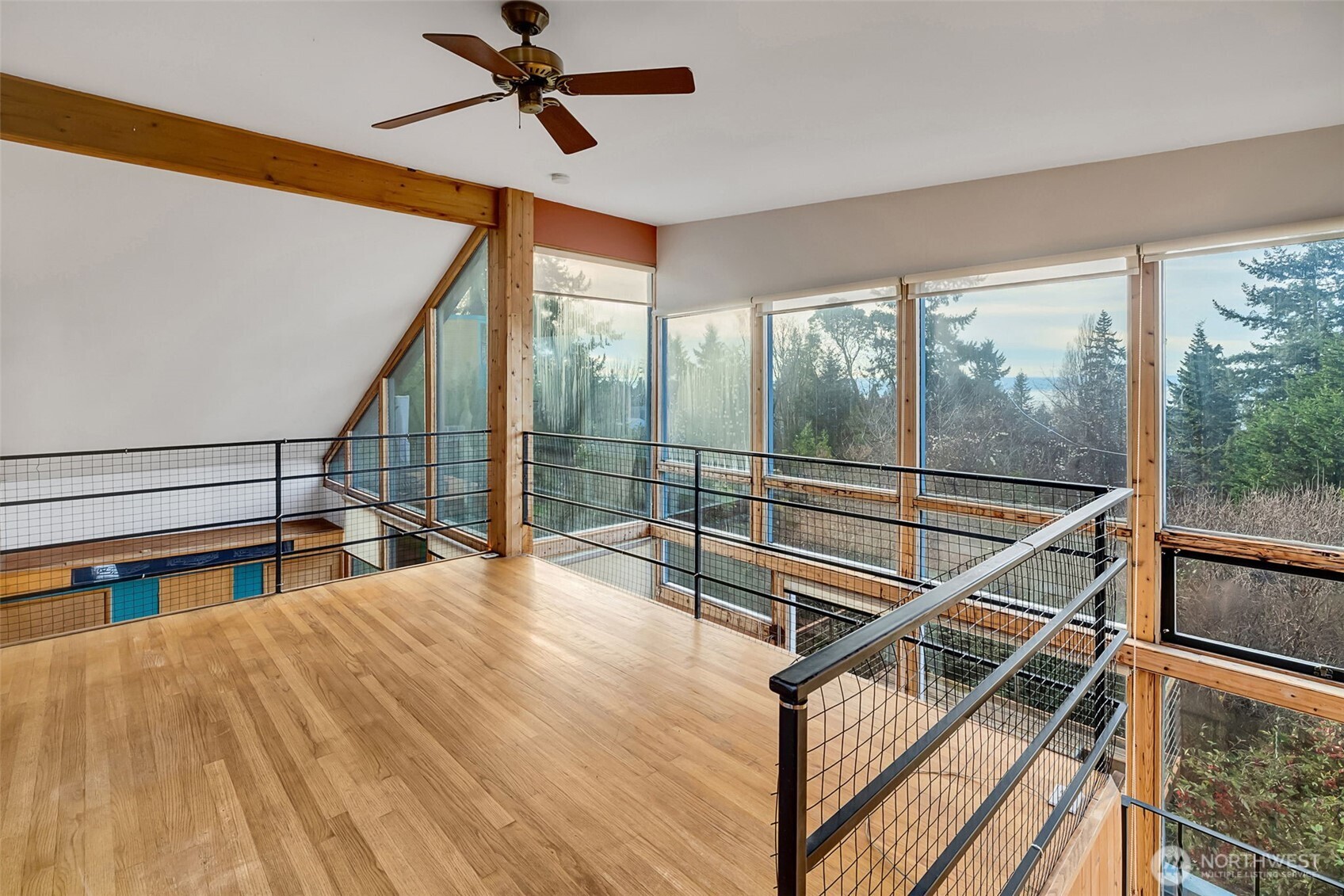 7233 36th Avenue Southwest Seattle, WA 98126 - Photo 12 of 40