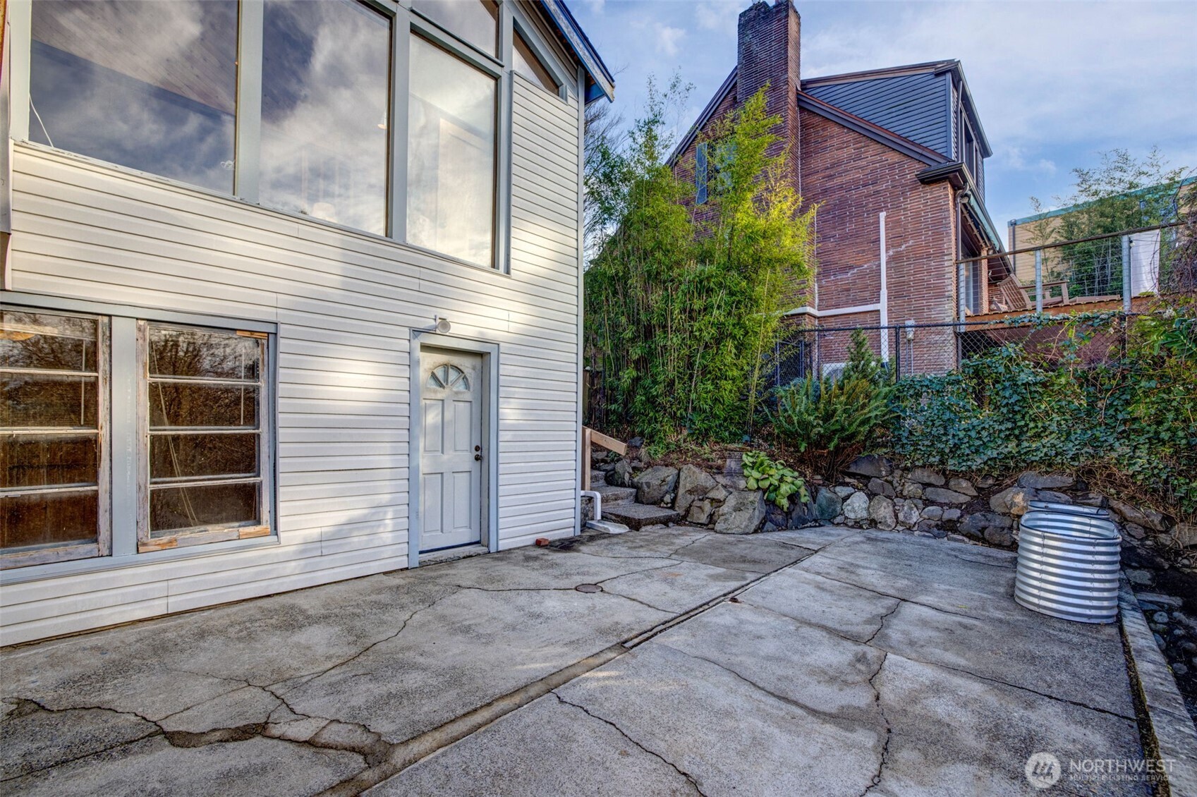 7233 36th Avenue Southwest Seattle, WA 98126 - Photo 31 of 40